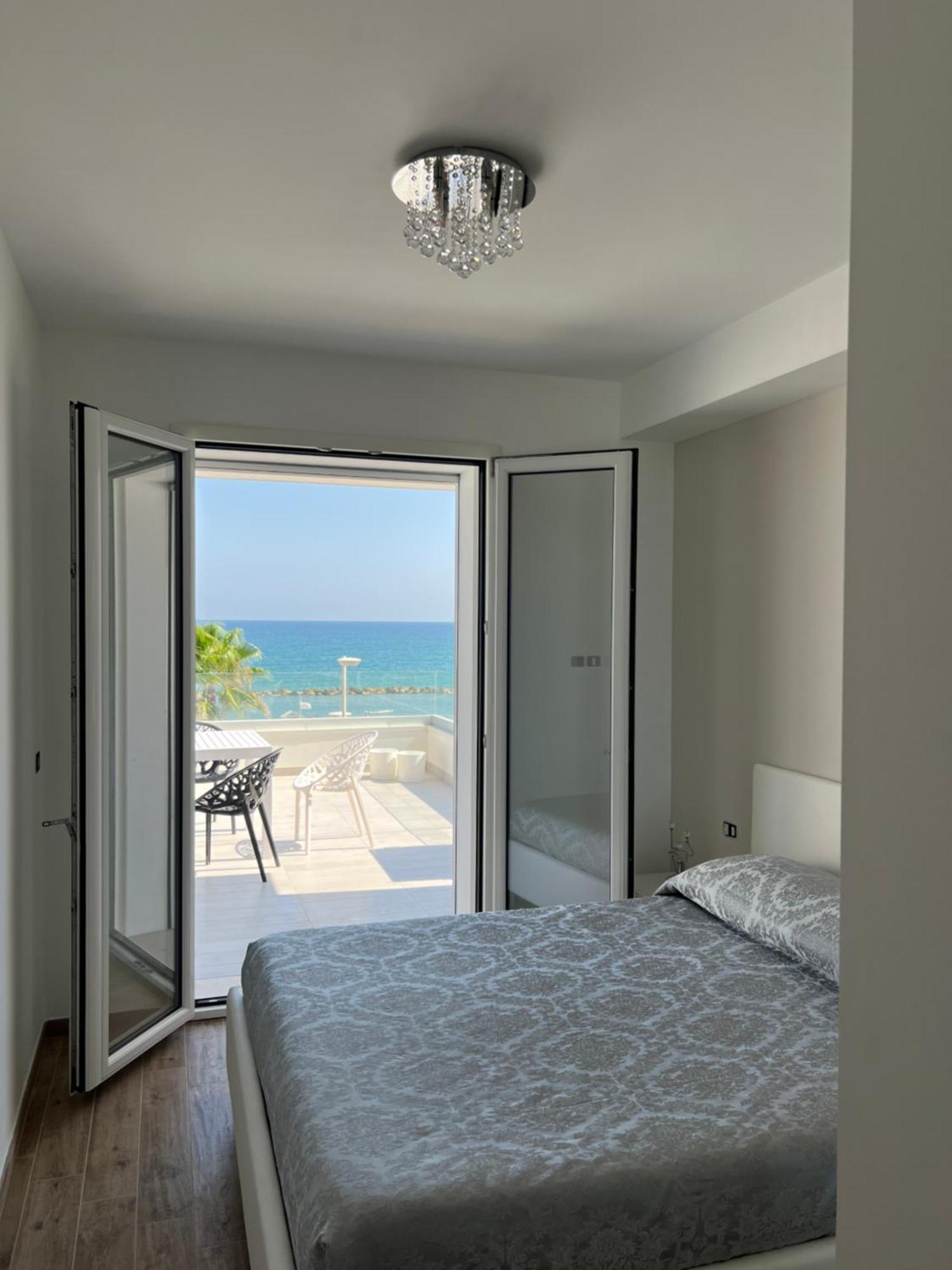 Fronte Mare Termoli Lejlighed Eksteriør billede